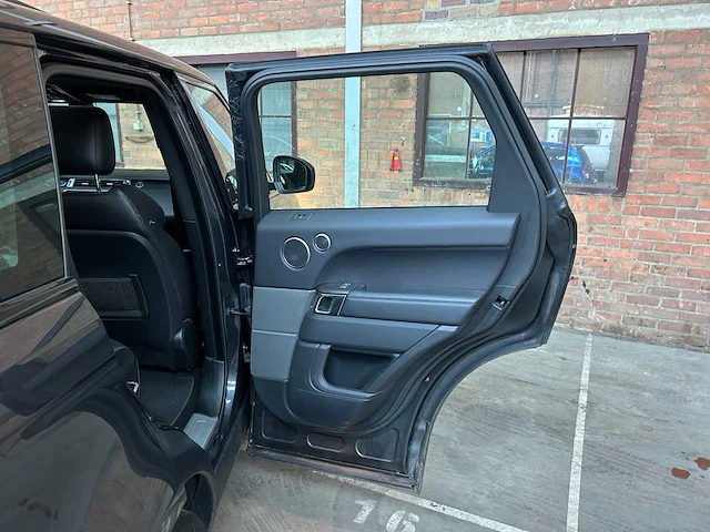 Land rover range rover sport 3.0 tdv6 hse dynamic 258pk 2016, jr-102-h - afbeelding 40 van  53