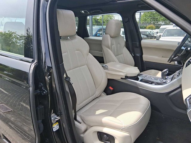 Land rover range rover sport 3.0 tdv6 hse dynamic car 2017 | nh-866-t - afbeelding 26 van  38