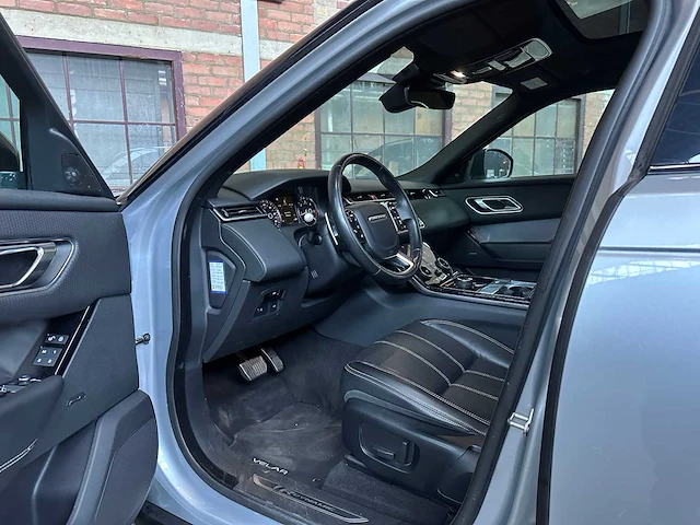 Land rover range rover velar 2.0 i4 awd r-dynamic hse 179pk 2017, l-077-bn - afbeelding 8 van  57