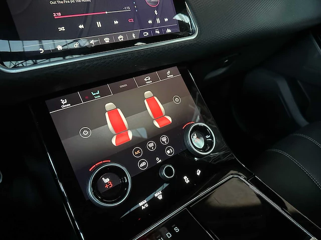 Land rover range rover velar 2.0 i4 awd r-dynamic hse 179pk 2017, l-077-bn - afbeelding 24 van  57