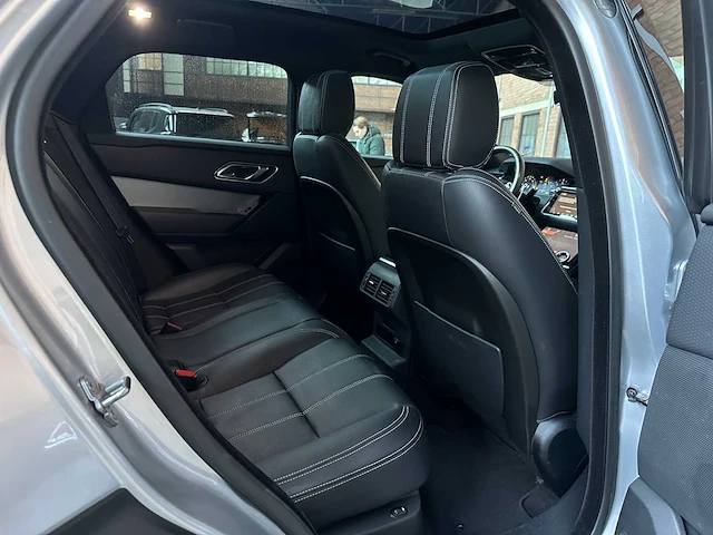 Land rover range rover velar 2.0 i4 awd r-dynamic hse 179pk 2017, l-077-bn - afbeelding 35 van  57