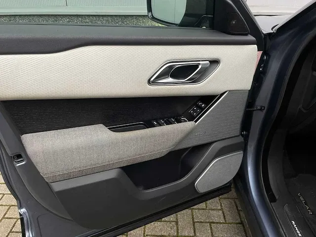 Land rover range rover velar 3.0 v6 awd first edition 300pk 2017 orig-nl, pg-821-d - afbeelding 50 van  76