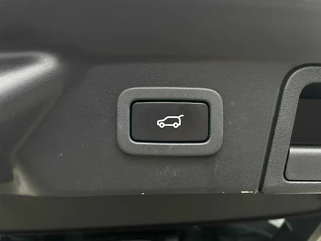 Land rover range rover velar 3.0 v6 awd first edition 300pk 2017 orig-nl, pg-821-d - afbeelding 57 van  76