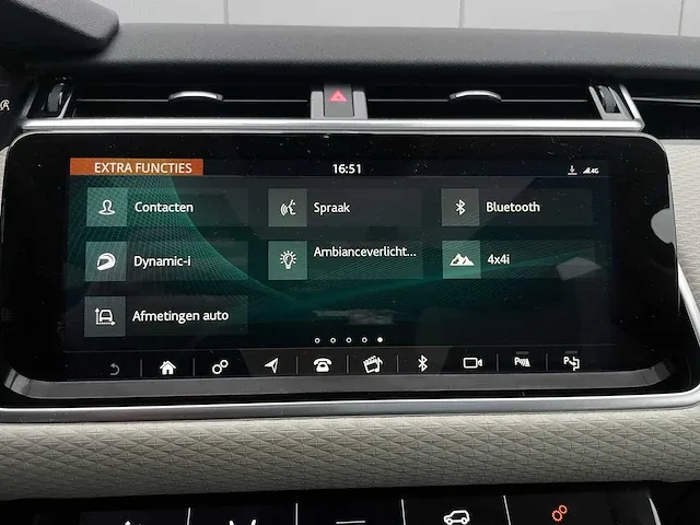 Land rover range rover velar 3.0 v6 awd first edition 300pk 2017 orig-nl, pg-821-d - afbeelding 47 van  76