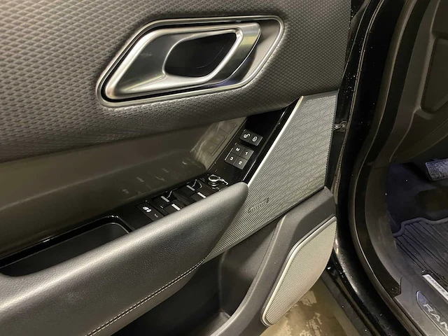 Land rover range rover velar 3.0 v6 awd hse 300pk 2018, p-623-bf - afbeelding 46 van  70