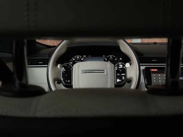 Land rover range rover velar 3.0 v6 awd r-dynamic d300 hse 300pk 2017, g-331-rd - afbeelding 18 van  59