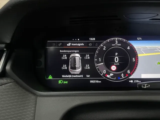 Land rover range rover velar 3.0 v6 awd r-dynamic hse 300pk 2018, r-522-tz - afbeelding 31 van  66