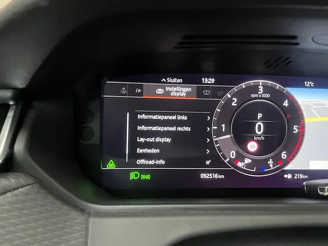 Land rover range rover velar 3.0 v6 awd r-dynamic hse 300pk 2018, r-522-tz - afbeelding 35 van  66