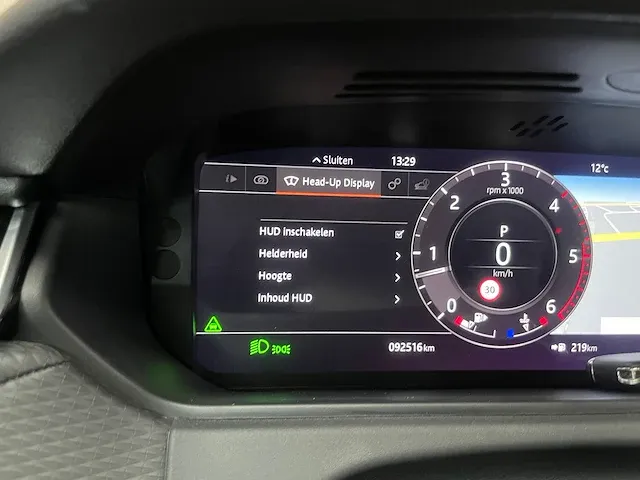 Land rover range rover velar 3.0 v6 awd r-dynamic hse 300pk 2018, r-522-tz - afbeelding 36 van  66