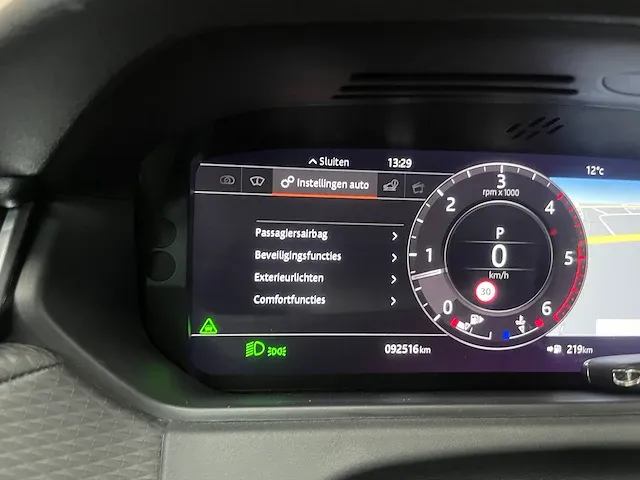 Land rover range rover velar 3.0 v6 awd r-dynamic hse 300pk 2018, r-522-tz - afbeelding 37 van  66