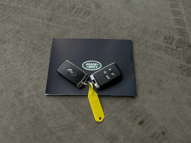 Land rover range rover velar p400e awd 404pk 2021 - afbeelding 42 van  48