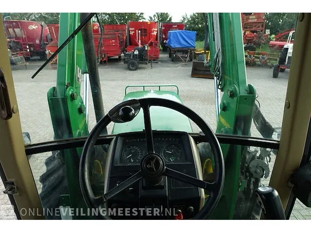 Landbouw tractor met voorlader john deere, 6010 se, bouwjaar 2001 - afbeelding 5 van  51