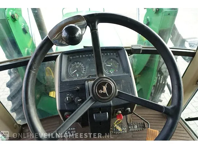 Landbouw tractor met voorlader john deere, 6010 se, bouwjaar 2001 - afbeelding 6 van  51