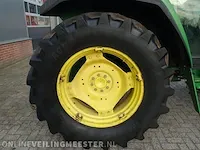 Landbouw tractor met voorlader john deere, 6010 se, bouwjaar 2001 - afbeelding 18 van  51