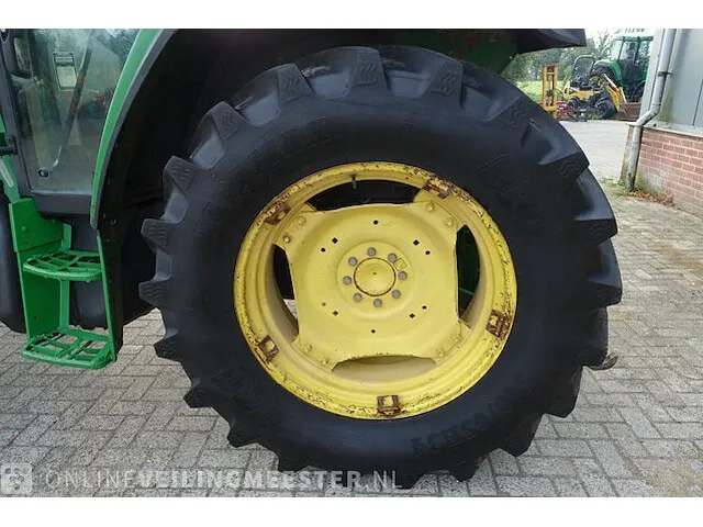 Landbouw tractor met voorlader john deere, 6010 se, bouwjaar 2001 - afbeelding 22 van  51