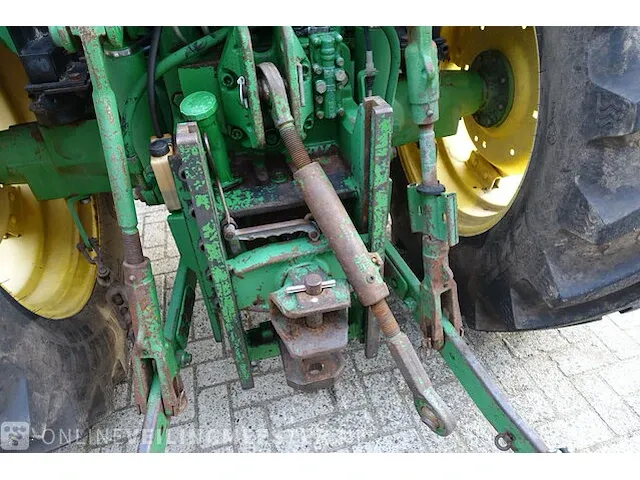 Landbouw tractor met voorlader john deere, 6010 se, bouwjaar 2001 - afbeelding 26 van  51