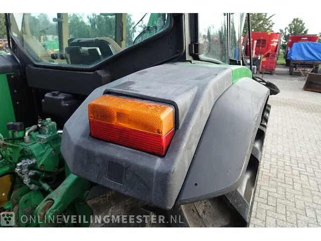 Landbouw tractor met voorlader john deere, 6010 se, bouwjaar 2001 - afbeelding 28 van  51