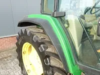 Landbouw tractor met voorlader john deere, 6010 se, bouwjaar 2001 - afbeelding 35 van  51