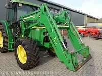 Landbouw tractor met voorlader john deere, 6010 se, bouwjaar 2001 - afbeelding 36 van  51