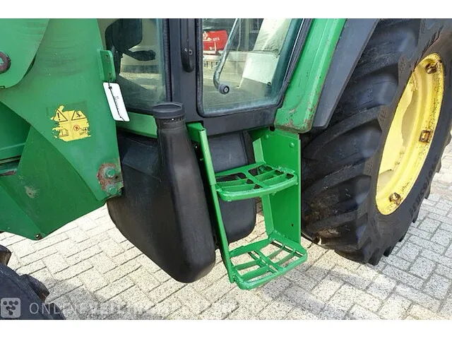 Landbouw tractor met voorlader john deere, 6010 se, bouwjaar 2001 - afbeelding 46 van  51