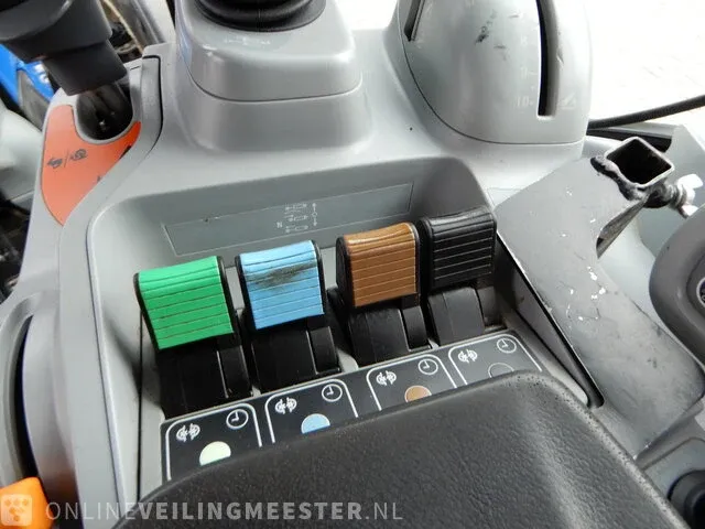 Landbouw tractor new holland, t7.270 autocommand, bouwjaar 2017 - afbeelding 6 van  54
