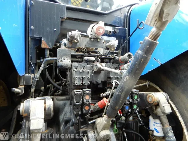 Landbouw tractor new holland, t7.270 autocommand, bouwjaar 2017 - afbeelding 19 van  54