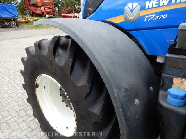 Landbouw tractor new holland, t7.270 autocommand, bouwjaar 2017 - afbeelding 27 van  54