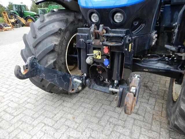 Landbouw tractor new holland, t7.270 autocommand, bouwjaar 2017 - afbeelding 46 van  54