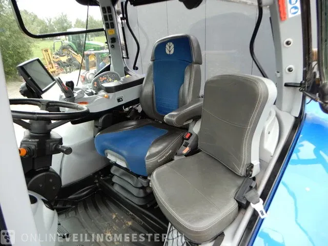 Landbouw tractor new holland, t7.270 autocommand, bouwjaar 2017 - afbeelding 51 van  54