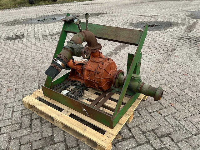 Landini ms80/3 beregeningspomp - afbeelding 1 van  12