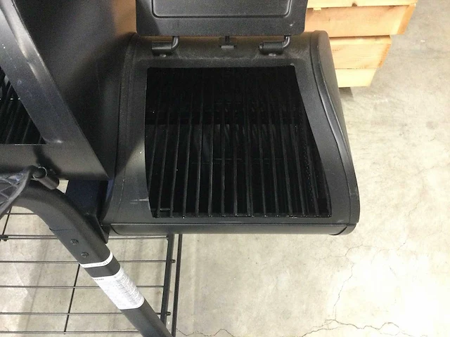 Landmann - vinson 200 - smoker barbeque houtskool - afbeelding 8 van  9