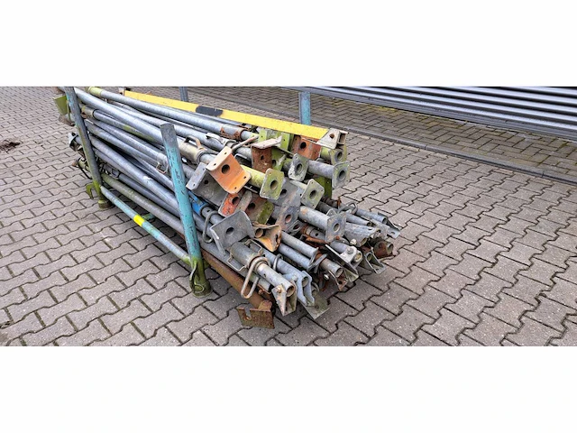 Lange steigerbuis (11x) en schoren (14x) - afbeelding 4 van  4