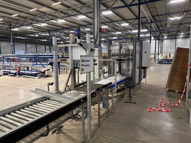 Lantech - 2017 - random - dozensluitmachine - afbeelding 2 van  4