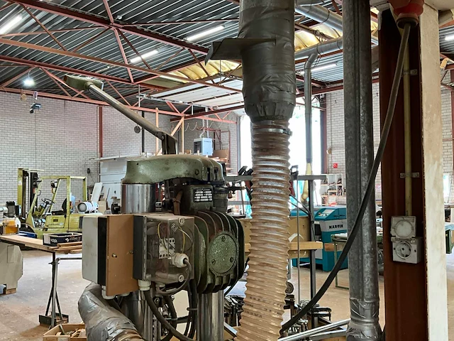 Lapec kettingfreesmachine - afbeelding 12 van  13