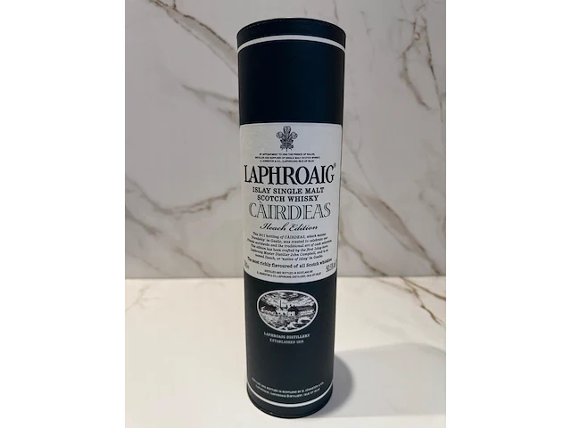 Laphroaig cairdeas ileach edition – 700ml – limited islay single malt scotch whisky, laphroaig - afbeelding 3 van  5