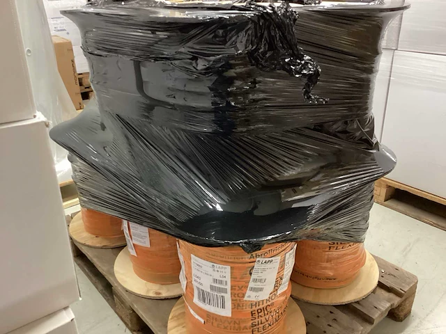 Lapp - ölflex - classic 110 / 2x1,5 - stuurstroomkabel rol a 500 mtr (11x) - afbeelding 1 van  4