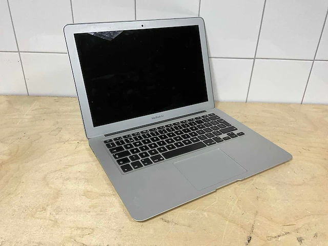 Laptop - apple - a1466 i5-5250u - afbeelding 1 van  3