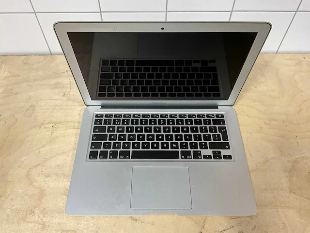 Laptop - apple - a1466 i5-5250u - afbeelding 2 van  3