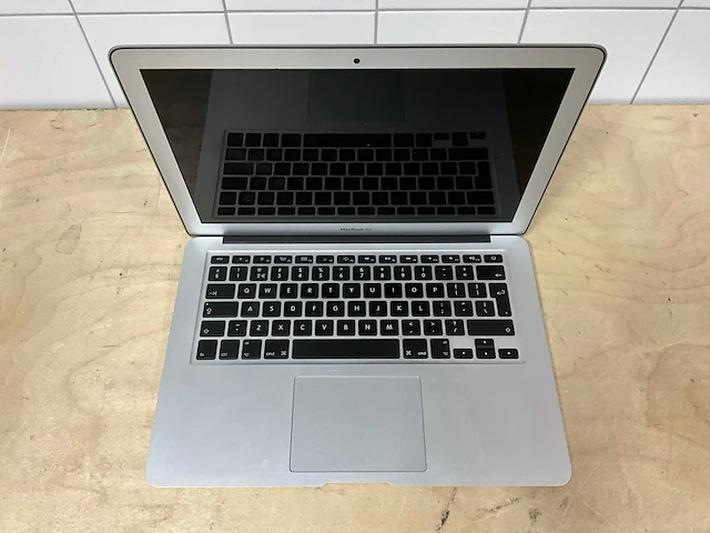 Laptop - apple - a1466 i5-5250u - afbeelding 2 van  3