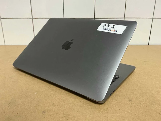 Laptop - apple - a2338 - m1 - afbeelding 4 van  6