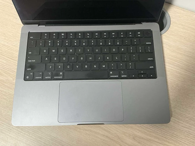 Laptop - apple - macbook pro 14 inch m1 pro - afbeelding 2 van  6