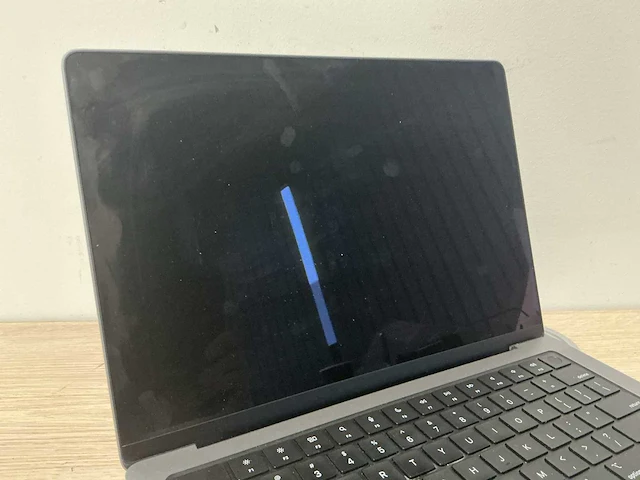 Laptop - apple - macbook pro 14 inch m1 pro - afbeelding 3 van  6