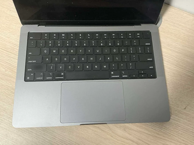 Laptop - apple - macbook pro 14 inch m1 pro - afbeelding 2 van  6