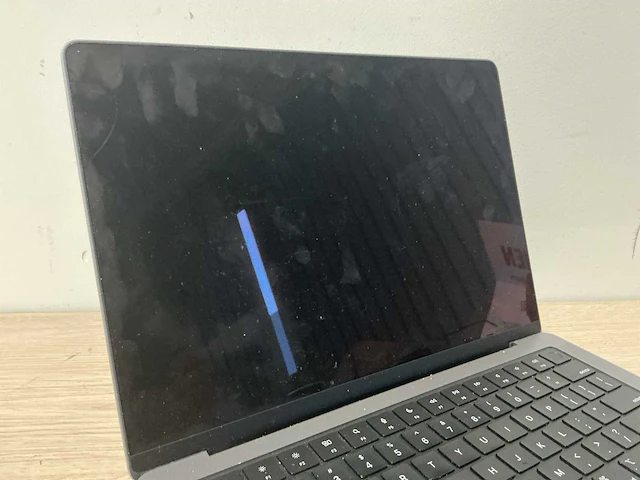 Laptop - apple - macbook pro 14 inch m1 pro - afbeelding 3 van  6
