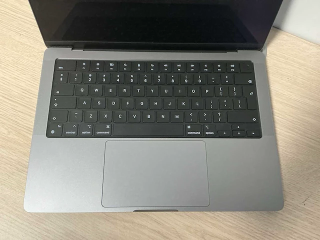 Laptop - apple - macbook pro 14 inch m2 pro - afbeelding 2 van  6