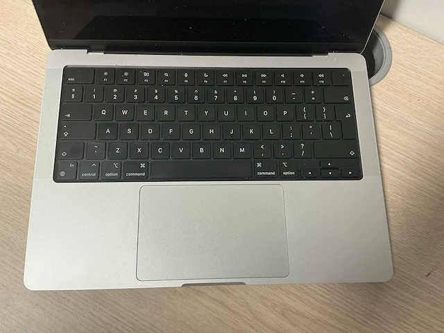 Laptop - apple - macbook pro 14 inch m2 pro - afbeelding 2 van  6