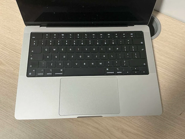 Laptop - apple - macbook pro 14 inch m2 pro - afbeelding 2 van  6