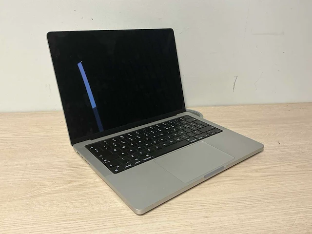 Laptop - apple - macbook pro 14 inch m2 pro - afbeelding 1 van  6
