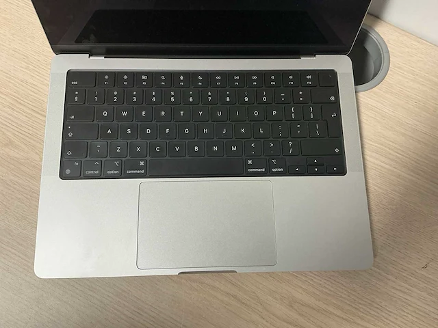 Laptop - apple - macbook pro 14 inch m2 pro - afbeelding 2 van  6