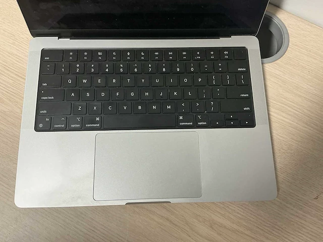 Laptop - apple - macbook pro 14 inch m2 pro - afbeelding 2 van  6